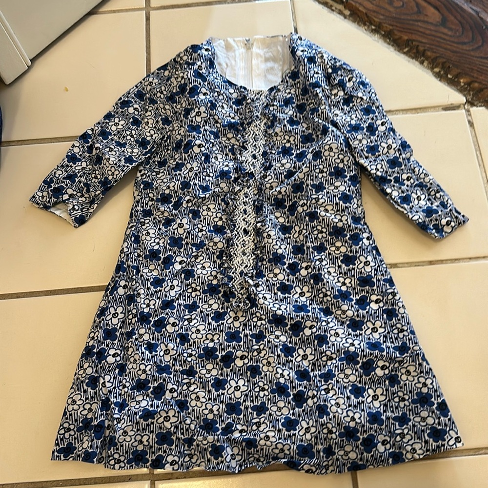 Isabel Garreton size 4 floral dress